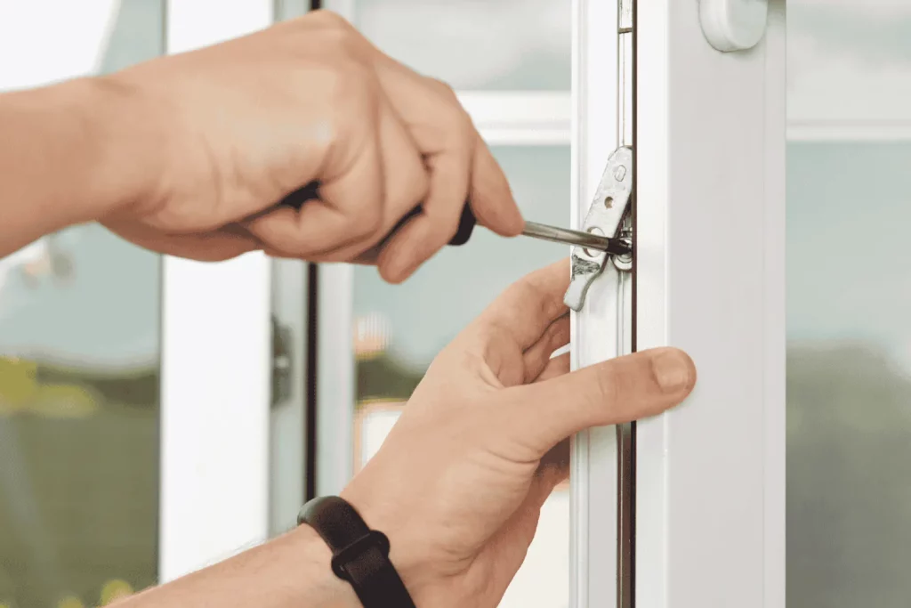 Repairing window mechanism