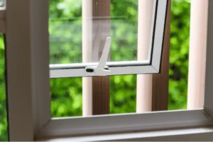 Open window with latch handle